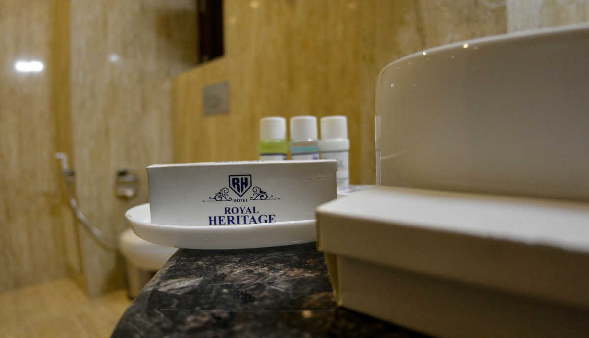 hotel-img