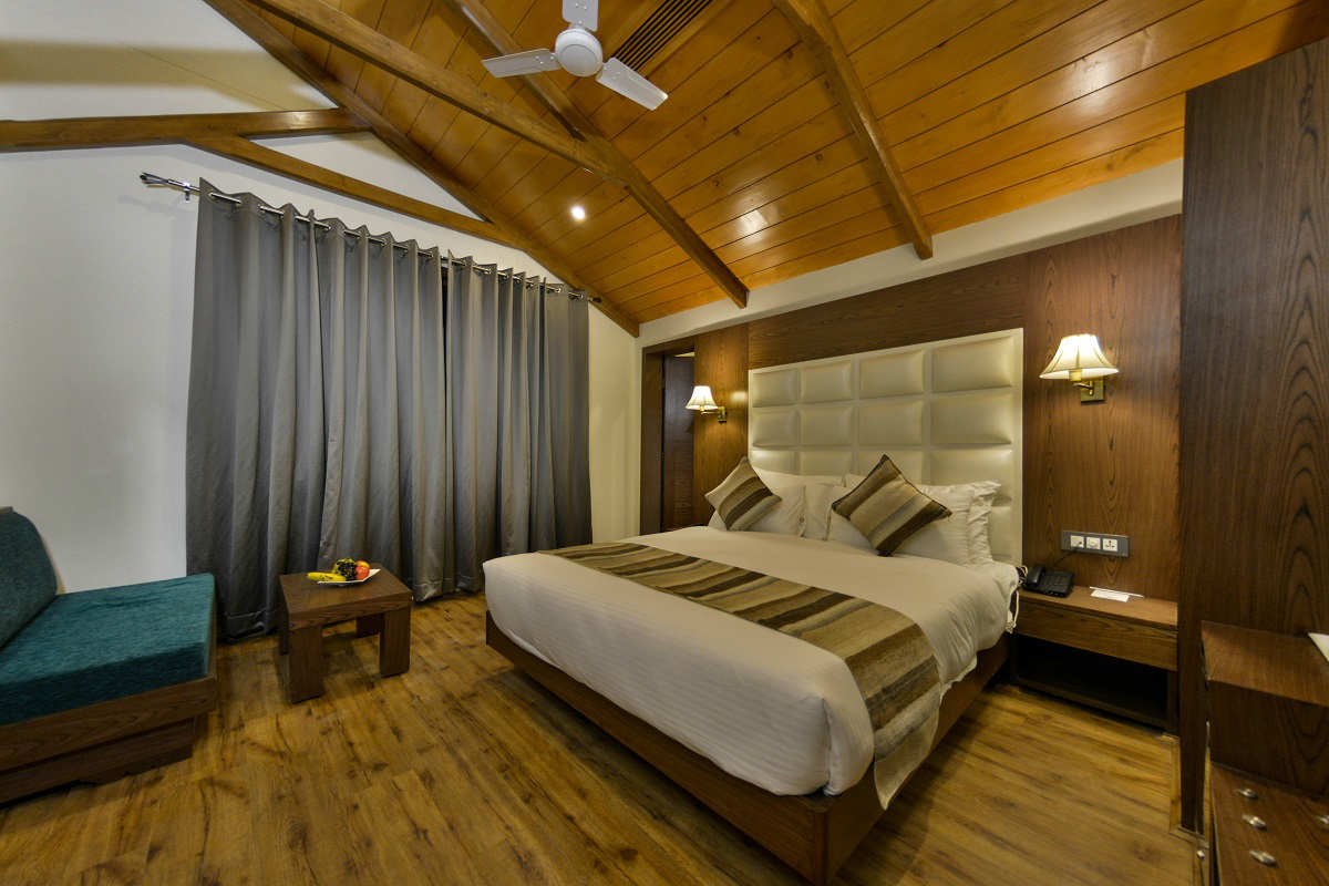 hotel-img