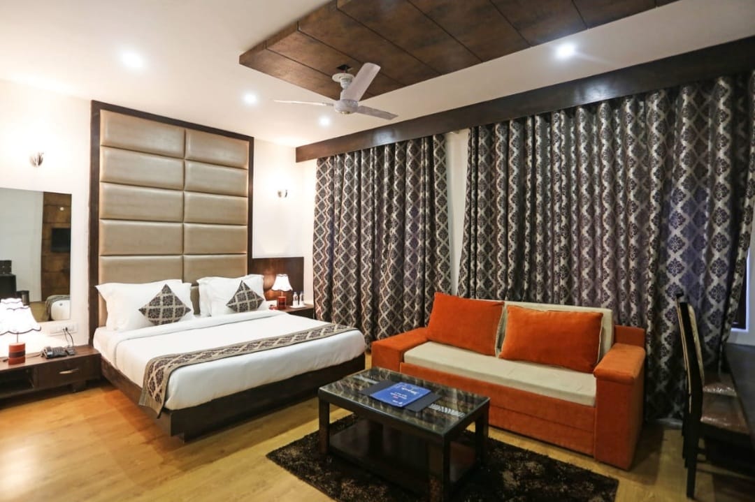 hotel-img